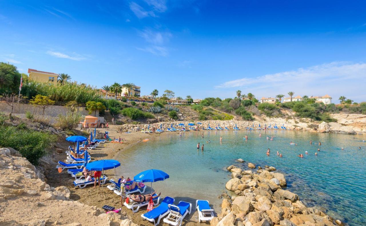 Blue Water Bay Villas Paralimni Ngoại thất bức ảnh
