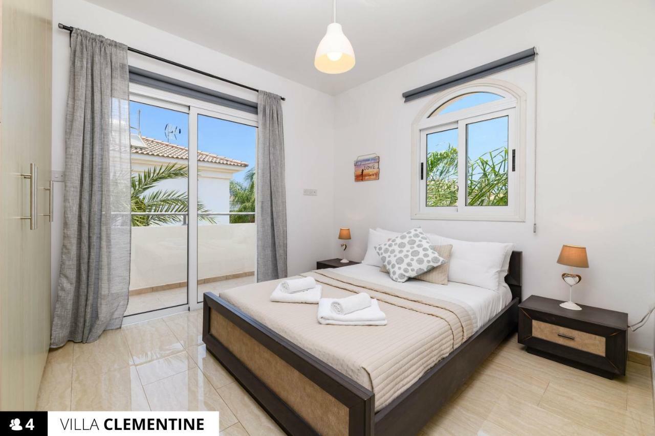 Blue Water Bay Villas Paralimni Ngoại thất bức ảnh